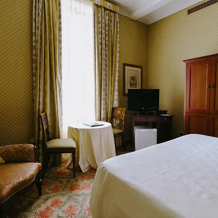 Hotel Dei Limoni 3*