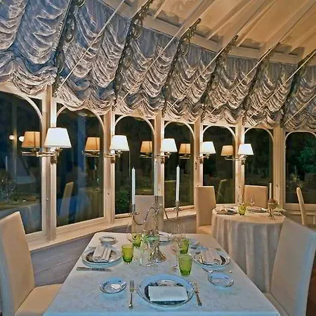 Hotel Dei Limoni 3*